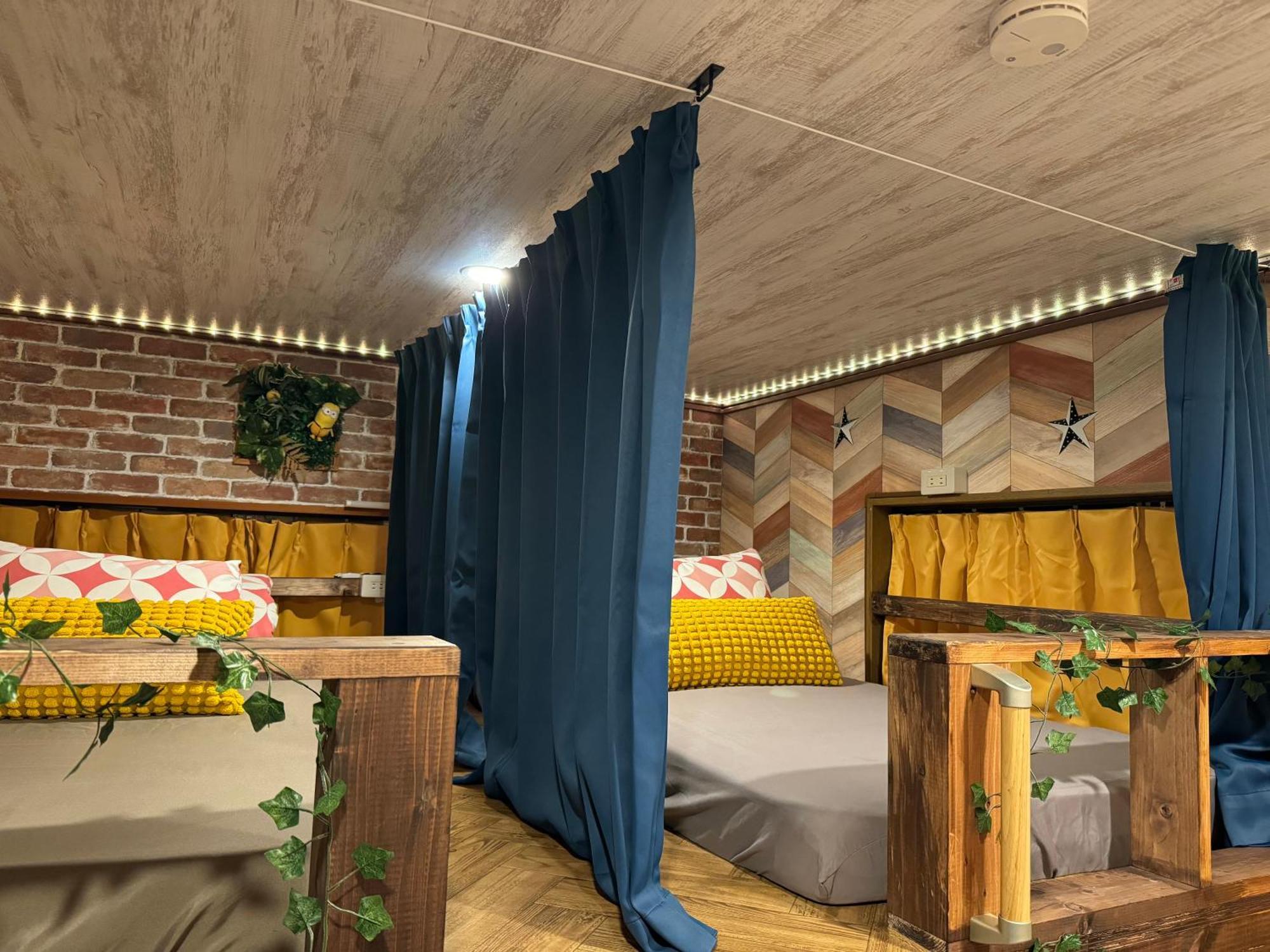 New Open Hotel Jungle Fun Fun J5 Coin Parking 500Yen For 24Hours Usj10 Minutes Osaka Bagian luar foto